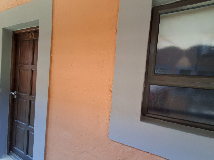 1 Bedroom Property for Sale in Vredenhof Sh Free State